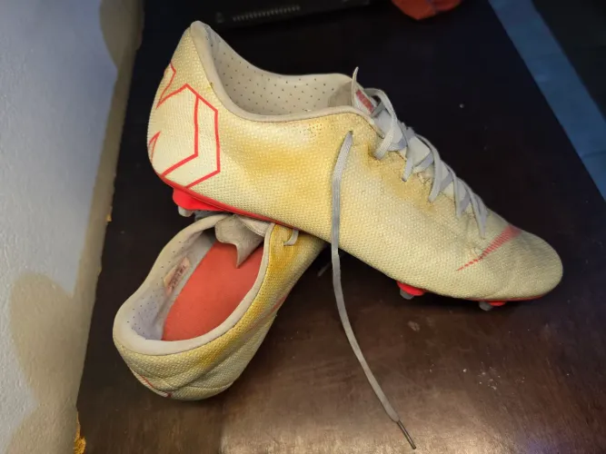 Nike Mercurial Vapor 12