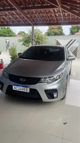 Kia Motors Cerato Koup 2.0 16V Aut. 2012