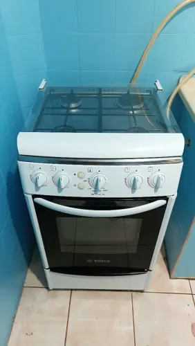VENDO FOGÃO 4 BOCAS BOSH