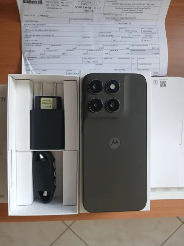 Moto g77 5g 8 de ram e 256 gb faço envio olx