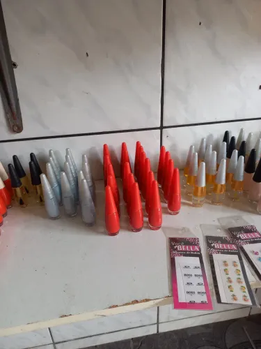 Esmaltes 1 real a unidade 