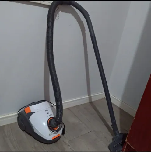 Vendo aspirador de pó.
