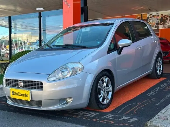 Fiat Punto Essence 1.6 Flex 16V 5P 2012
