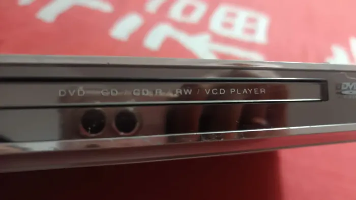 DVD LG modelo DV8921N sem controle remoto