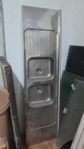 Pia duas cubas