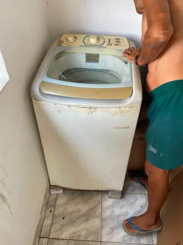 Máquina de lavar seminova