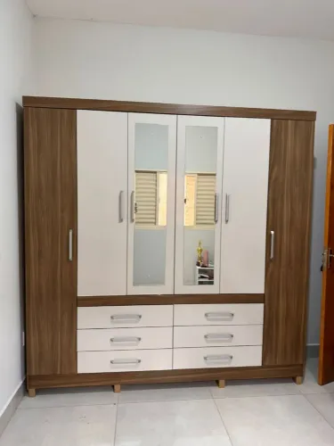 Vendo Guarda Roupa casal