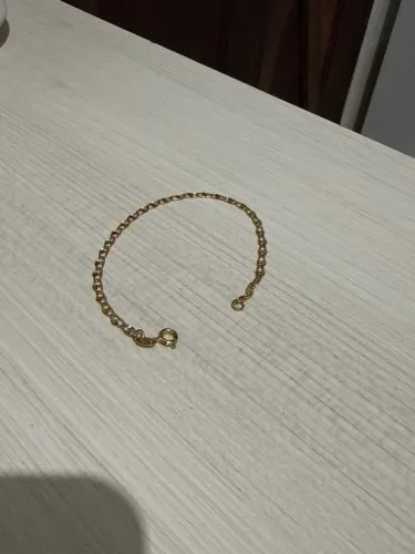 Pulseira banhada em ouro