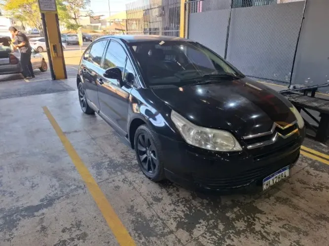 Citroen C4 GLX 2.0 Flex 16V 5P Mec. 2010