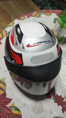 Capacete zero valor 200