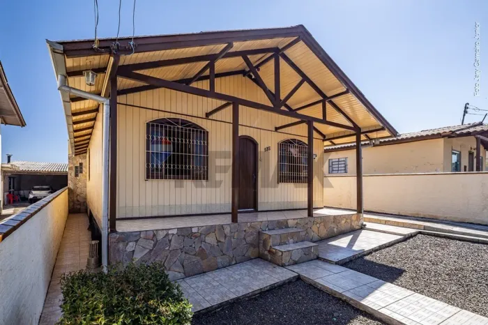 Casa Mista à Venda no Bairro Jardim Panorâmico Lages/SC