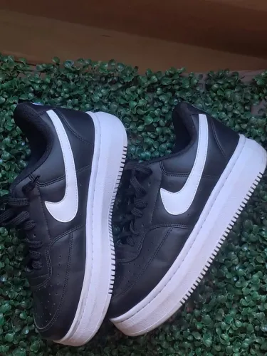 Tênis Nike estilo AirForce 1