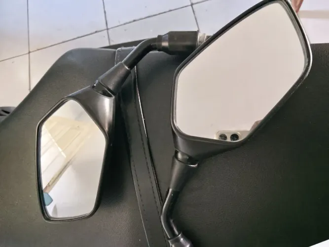 Retrovisor de XRE bico M 2018 a 2024