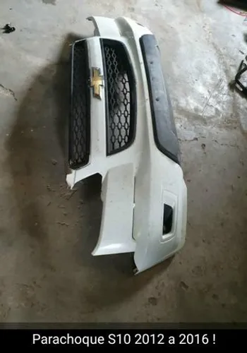 Para-choque dianteiro S10 2012 a 2016 completo