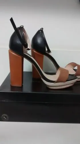 Sandália Feminina Empório NAKA Plataforma - salto 11cm