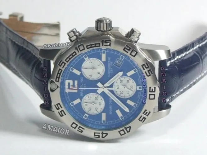 Relógio Breitling Chronometre Certifie 300m 1000FT Azul Cronos Pratas Pulseira Azul  46mm