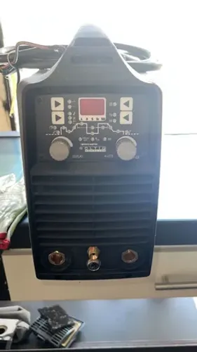 Maquina de Solda TIG Alumínio