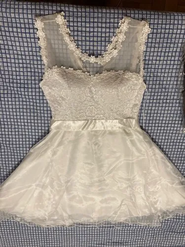 Vestido branco curto festa / casamento civil