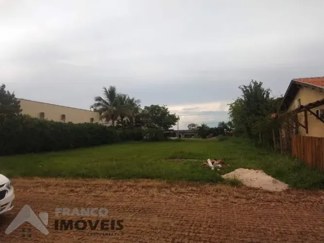 Ótimo terreno no condomínio Terras da Barra 800 m2 Confira!!!