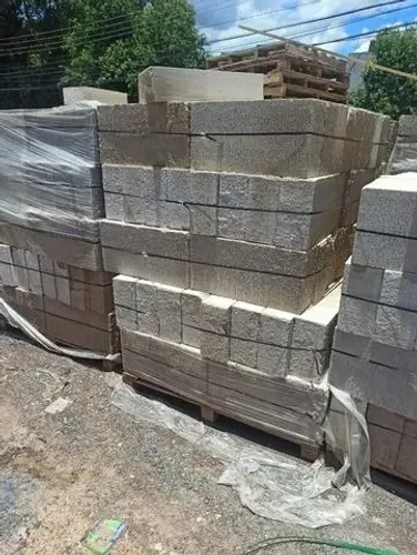 Bloco de Cimento Tipo Ciporex