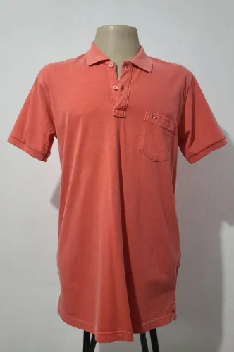 Blusa Polo Laranja da Elle Et Lui tamanho G, bonita, original, confortável, tecido macio.