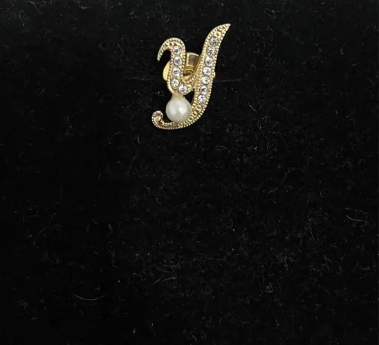 Broche do Japão Letra Y