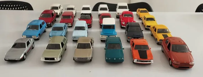 Miniaturas coleção carros clássicos brasileiros 