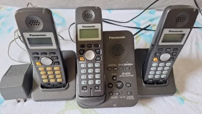 Central Telefone e Secretària Eletronica Panasonic com 4 ramais e intercomunicador