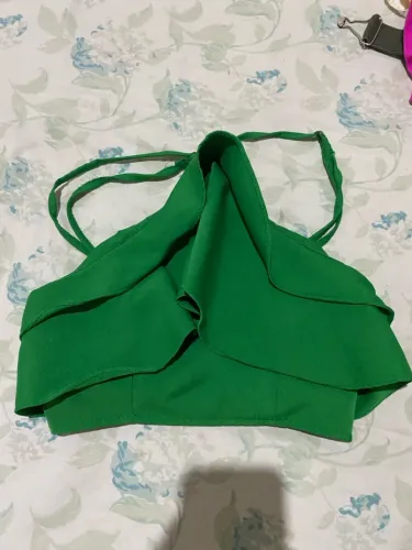 Croped verde com babados