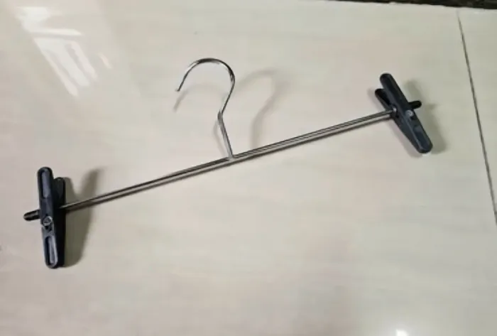 50 Cabides De Ferro Para Saia Calça Shorts Cromado.