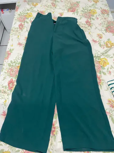 Calça verde