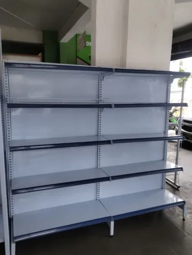 Gôndolas para Comércio