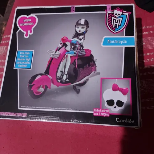 Monstercycle Monster high c controle remoto funcionando 