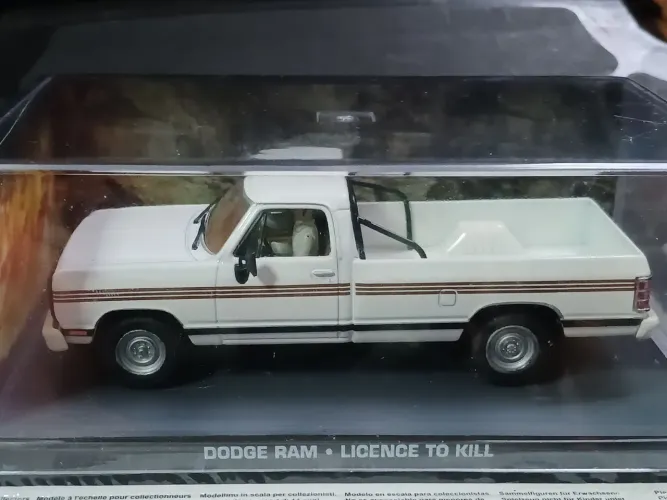 Miniatura Dodge Ram 'James Bond 007 - Licence to Kill'