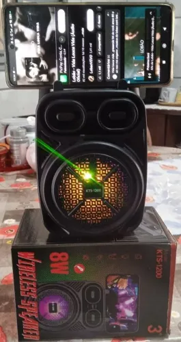 Mini Caixa de Som LED RGB 8W Bluetooth Portátil com Suporte Celular 3 Polegadas 1200mah