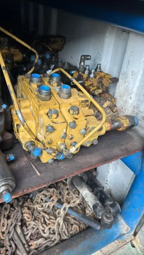 Comando hidráulico 924G