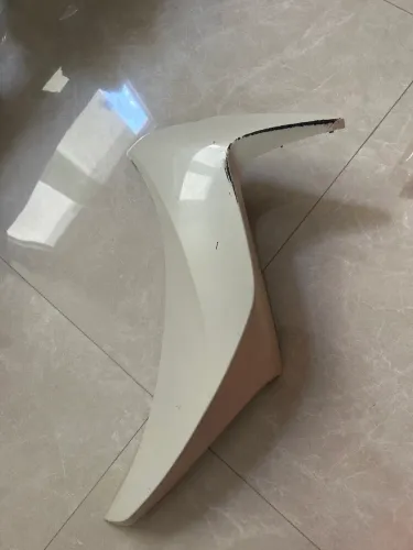 Carenagem Lateral biz 125 branca perolizada, arranhada 