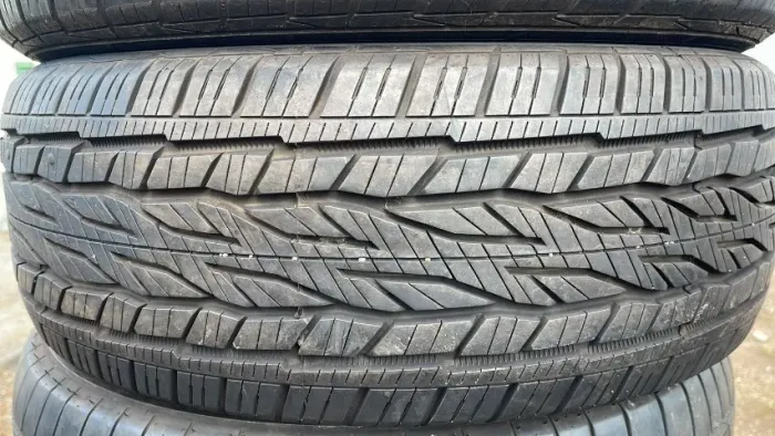  Pneu Continental Cont 225/55/18 SN 95 % Vida util.