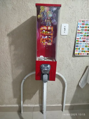 Máquina de venda de bolinhas 