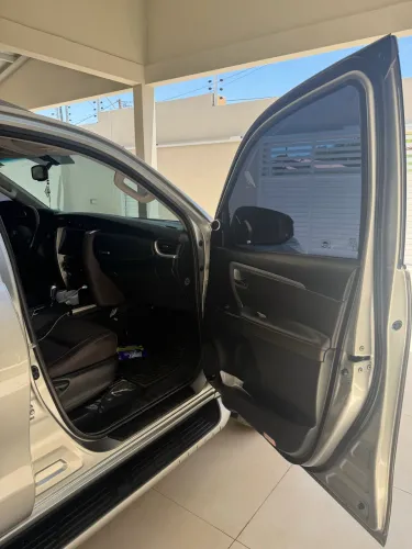 Toyota Hilux SW4 SRX 4X4 2.8 TDI 16V Dies. Aut. 2016