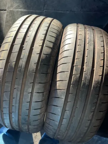 Pneu Eagle 225/45/19 90 % Vida util.