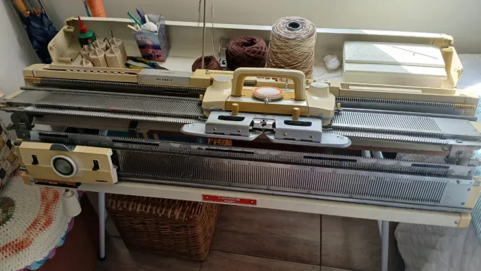 Máquina de tricô Lanofix 326