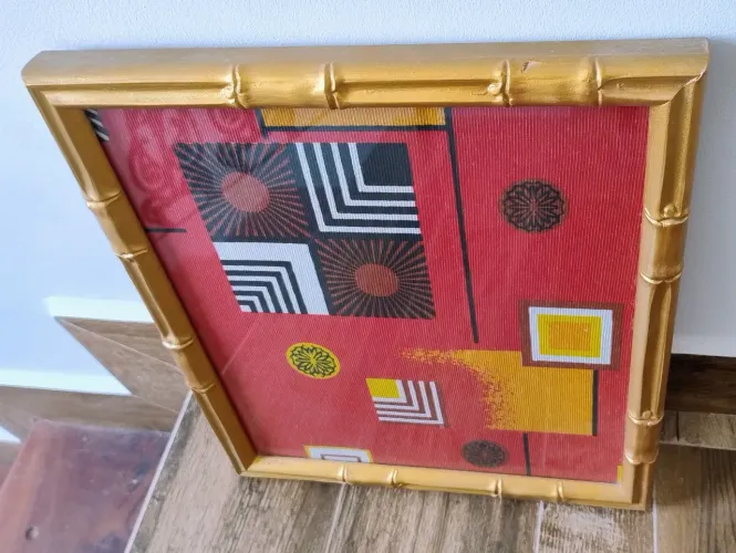Lindo Quadro moldura dourada 36x39 cm