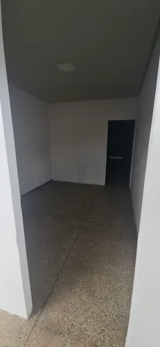 Alugo ponto comercial em excelente localização!