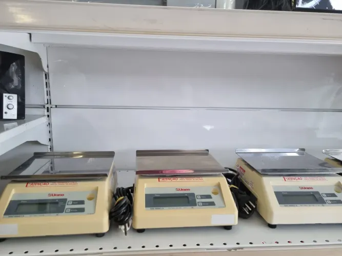 Balança Urano de Precisão 06Kg Divisão de 01gr em 01gr - Ideal para seu Comércio 