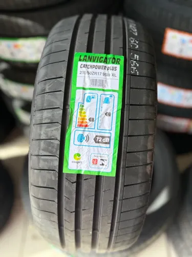 Pneus Lanvigator 215/50R17 Novos