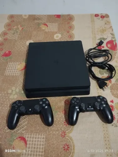 PS4 slim 500g