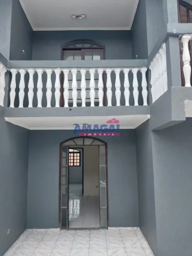 Sobrado à venda - 3 dormitórios, 1 suíte, 2 vagas - Jacareí