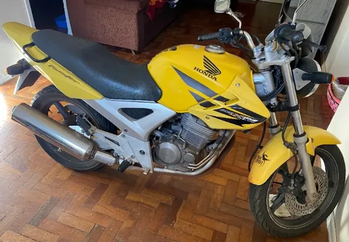 Honda Cbx Twister 2008, novíssima!