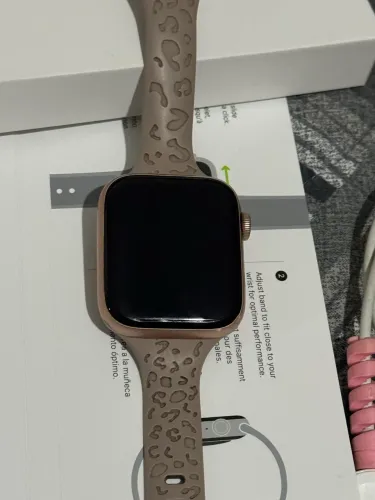 Relógio Apple Watch SE Gold 44mm rose